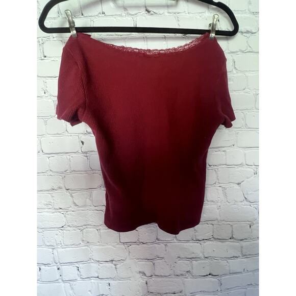 SO Juniors Red Cropped Top Size M - Picture 3 of 3